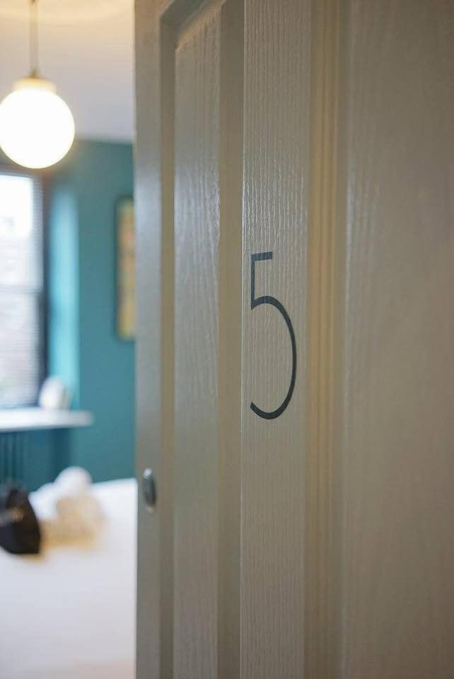 The Alma Taverns Boutique Suites - Room 5 - Hopewell Bristol Exterior photo